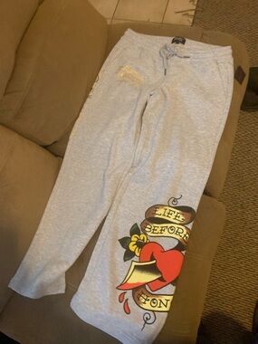 Ed Hardy Gray Straight Leg Sweatpants with Red Heart Graphic